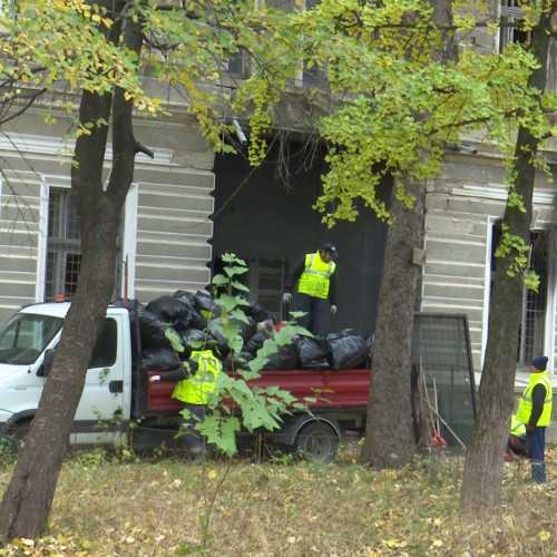 Salubrizare dublă după incendiul de la Casa Pionierilor