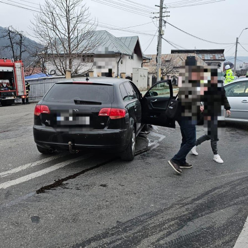 Accident rutier la Piatra-Neamț, o persoană rănită