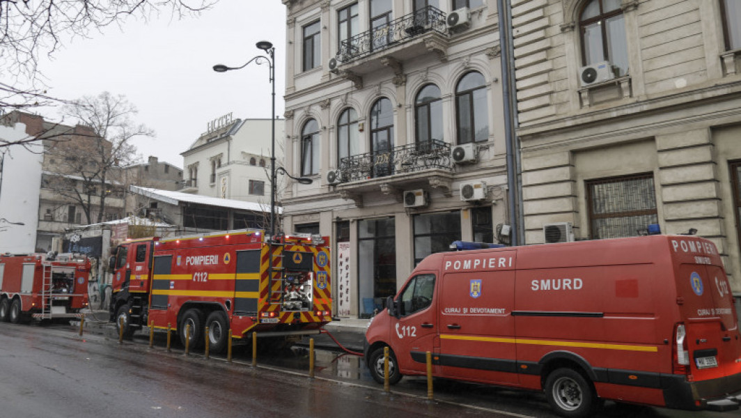 Incendiu la hotelul din Centrul Vechi al Bucureștiului".