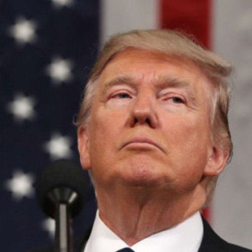 Trump avertizează Iranul în legătură cu rebelii Houthi