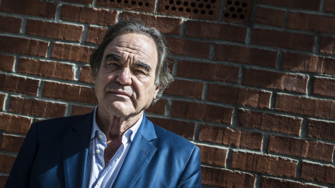 Regizorul Oliver Stone va depune marturie in cadrul audierii despre asasinarea lui Kennedy