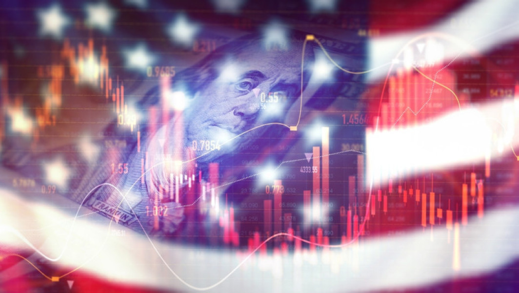Dolarul american în scădere din cauza tarifelor vamale impuse de Trump