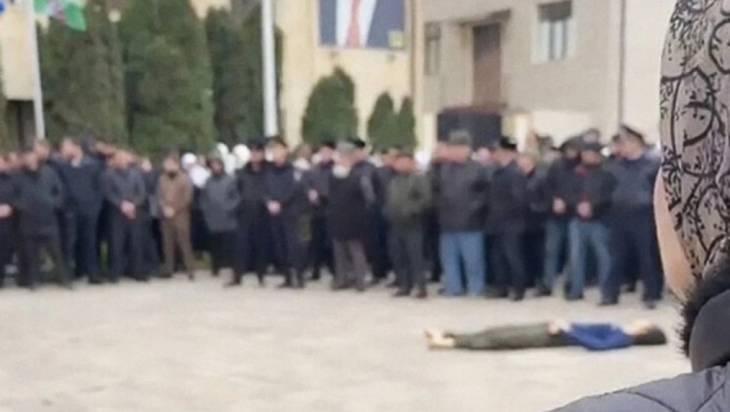 Un adolescent din Acihoi-Martan, ucis după ce a atacat un ofițer de poliție