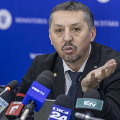 Sistemul educațional preuniversitar în criză, spune Ministrul Educației