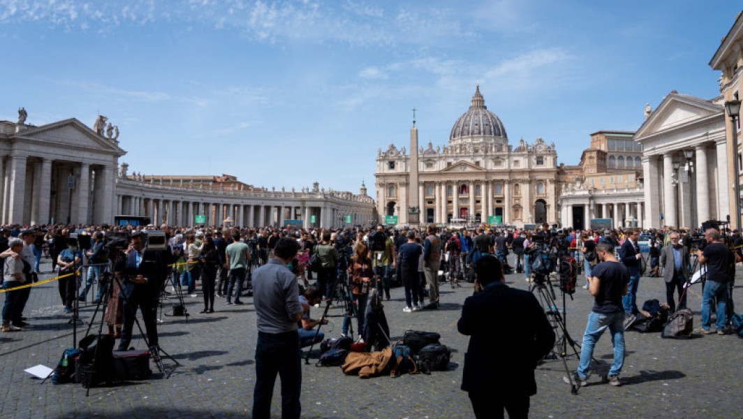 Cardinalii Radcliffe și Nichols își exclud posibila succesiune la papalitate