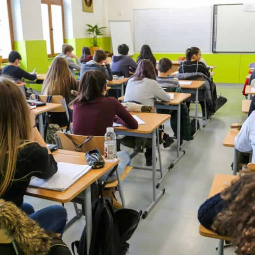 Ministrul educației avertizează asupra nevoii urgente de reforme în învățământ