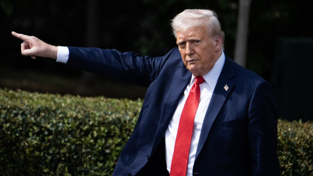 Trump impune restricții de călătorie pentru 12 țări și altele, citând riscuri de terorism