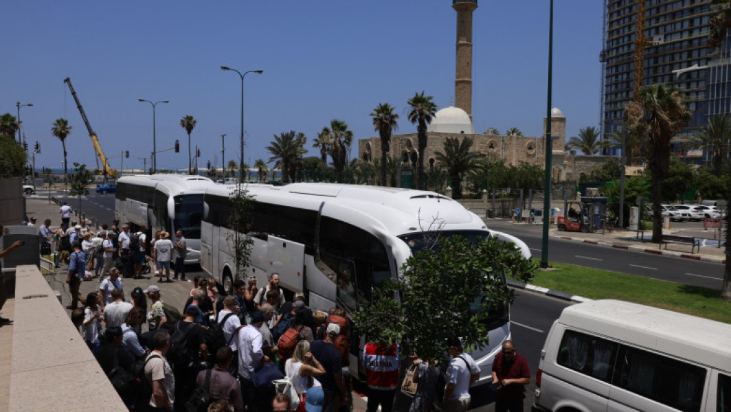 Evacuare a 40 de cetățeni români din Israel din cauza conflictului cu Iranul