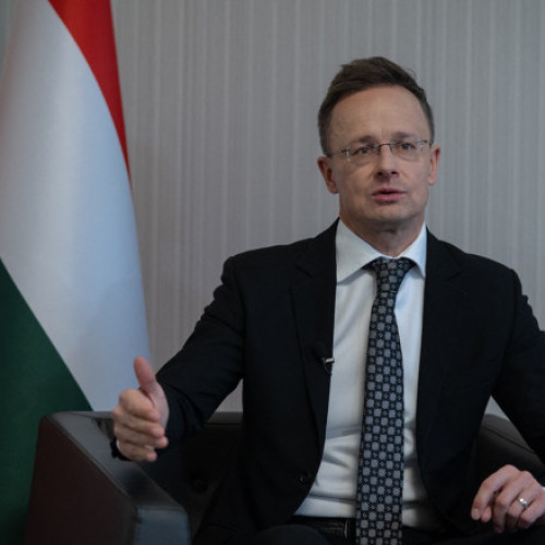 Ungaria este pregătită să colaboreze cu noul guvern al României, afirmă ministrul ungar de externe