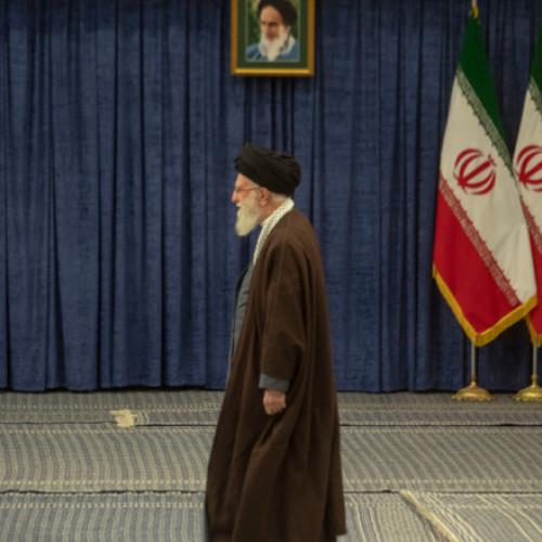 izraelul, aproape de prăbușire după atacurile iraniene, liderul supreme iranian afirmă că “Republica islamică a câștigat și a palmuit America”