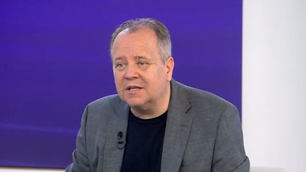 Rămasă în umbră, vocea lui Joseph Nye, explicând relațiile internaționale și încrederea în guvernanți