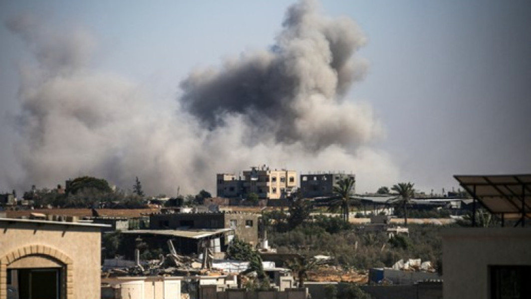 Un bilanț tragic în Gaza: cel puțin opt palestinieni, majoritatea copii, au fost uciși duminică în urma unui atac cu rachetă