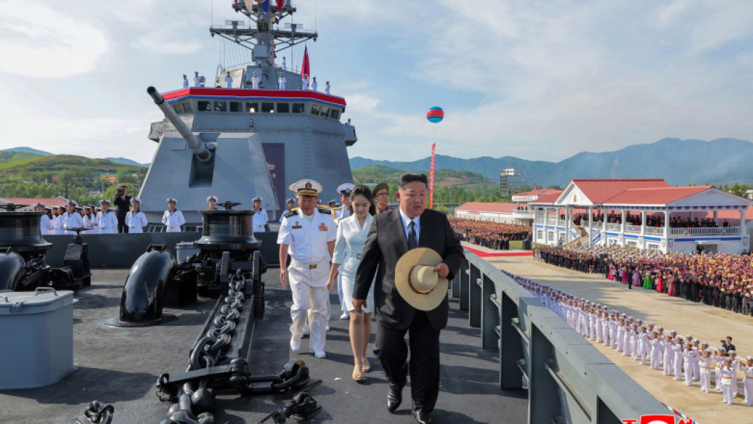 coreea de nord va construi un distrugator de 5.000 de tone pentru marina sa