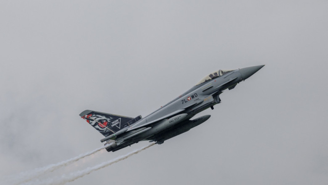 Germania aprobă exportul a 40 de avioane Eurofighter Typhoon către Turcia