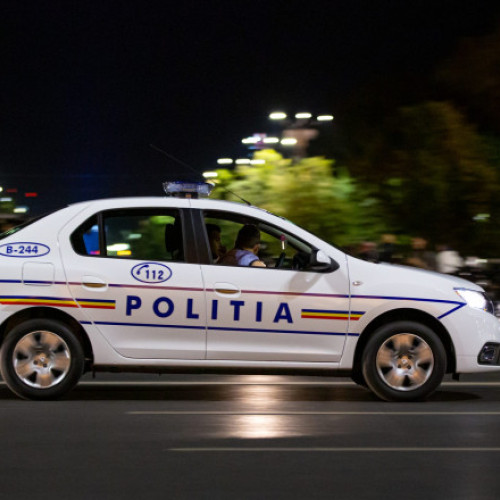 Tânăr din Dolj, beat și drogat, a fost arestat după ce a provocat un accident cu o mașină furată și a încercat să fugă de polițiști