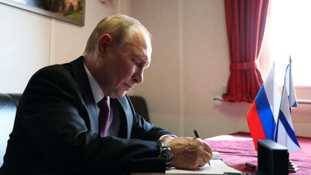 Putin promulgă lege care limitează căutările pe internet și extinde cenzura în Rusia