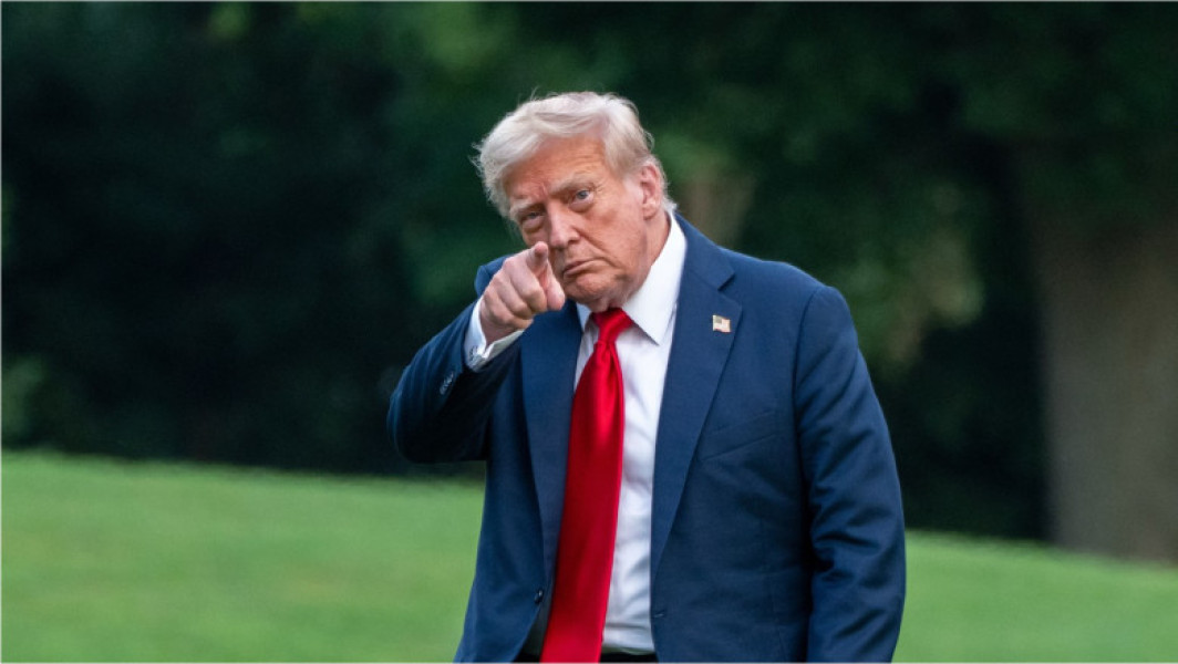 Trump ordonă poziționarea a două submarine nucleare în apropierea Rusiei ca răspuns la amenințările lui Medvedev