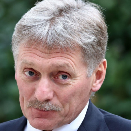 relațiile între Rusia și Statele Unite necesită timp pentru a se îmbunătăți, afirmă purtătorul de cuvânt al Kremlinului, Dmitri Peskov, citat de agenția TASS. El subliniază că deteriorarea relatiilor dintre cele două țări, care a avut loc subse de mandatul lui Joe Biden, a fost fără precedent și încă are un impact mare. Peskov menționează că procesul de revenire la o situație normală va fi lent, din cauza inerției acestei deteriorări.