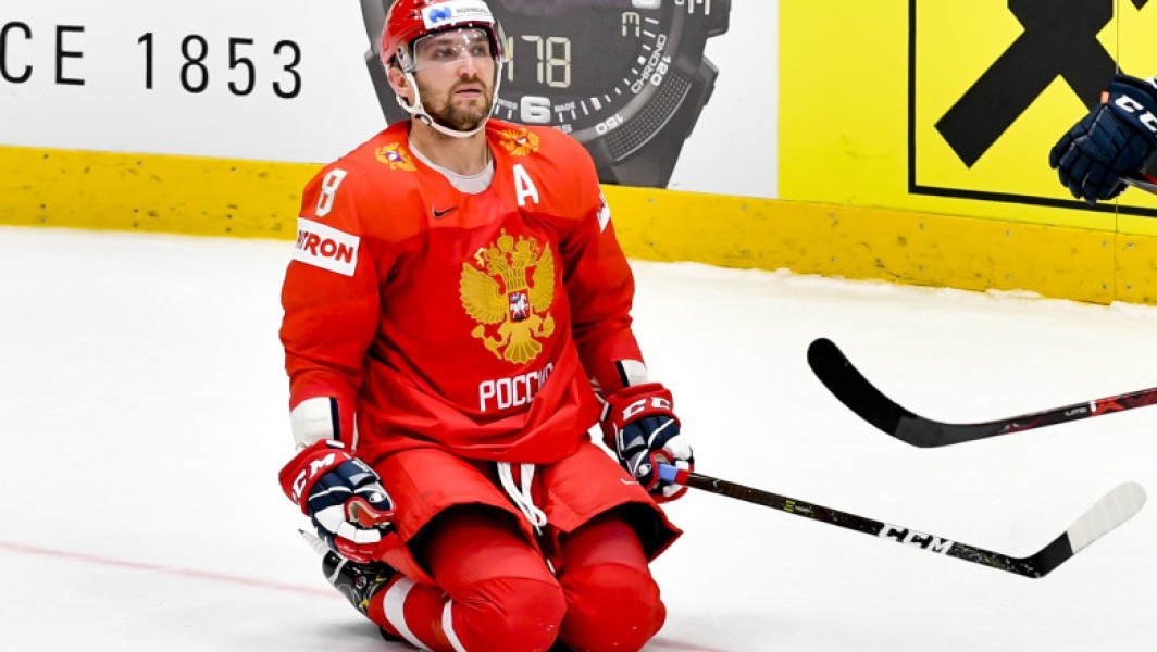 Alexandr Ovecikin, capitánul echipei washington Capitals și cel mai bun marcator din istoria NHL, are conturile bancare blocate în Rusia pentru nedepunerea declarațiilor fiscale