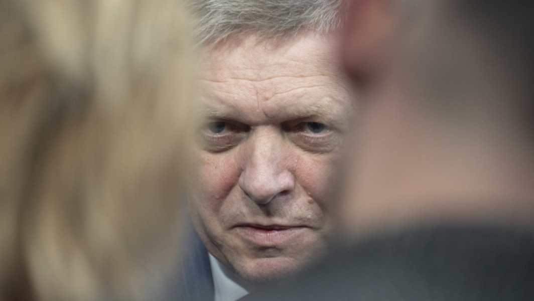 Critici pentru atitudinea lui Fico față de violențele împotriva slovacilor din Serbia