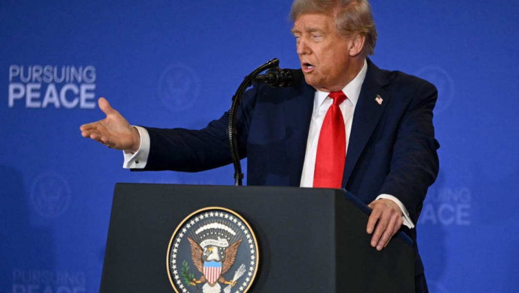 donald trump își reafirmă poziția în fața crizei din Ucraina