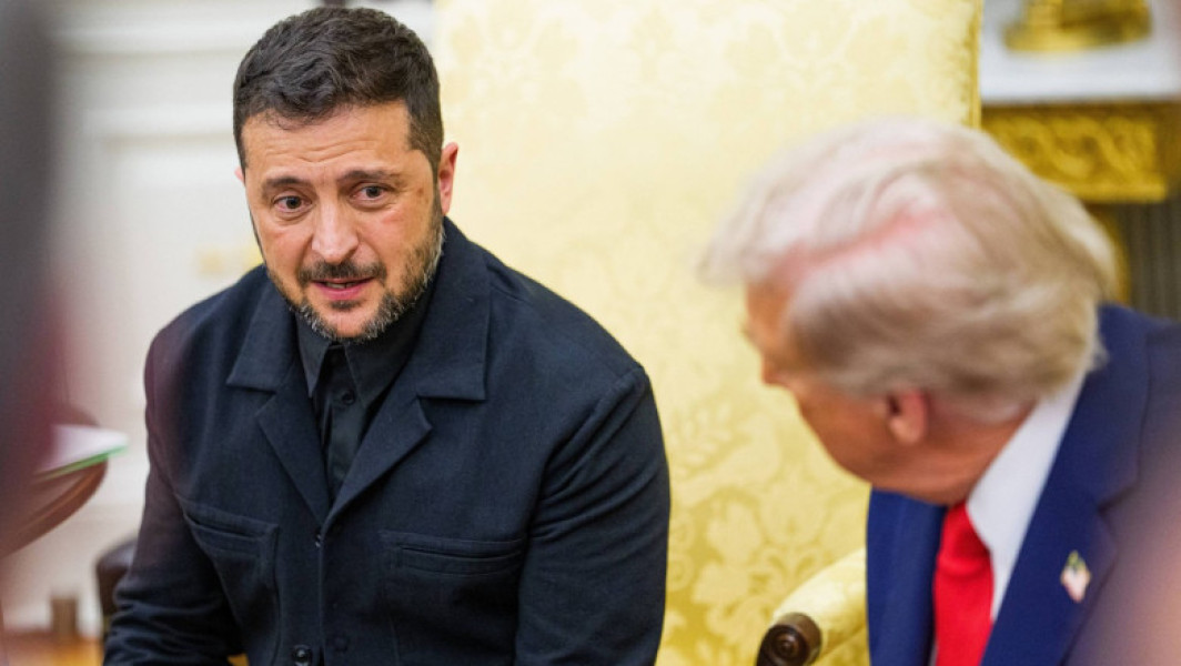 Negocierile pentru garantii de securitate în contextul conflictului din Ucraina avansează, iar o întâlnire trilaterală între SUA, Ucraina și Rusia este tot mai propusă. Întrebarea privind tipul de garanții de securitate pe care Kievul le-ar putea primi continuă să fie un subiect sensibil în ultimele discuții diplomatice. După vizita președintelui Volodimir Zelenski la Casa Albă, pe 18 august, liderii europeni plănuiesc să redacteze, în săptămânile următoare, o propunere pentru garantii de securitate, conform surselor citate de Kyiv Independent. Potrivit acestora, documentul va evalua angajamentele pe care le pot lua aliații Ucrainei pentru a preveni atacuri viitoare, în cazul unui acord de încetare a focului sau de pace.