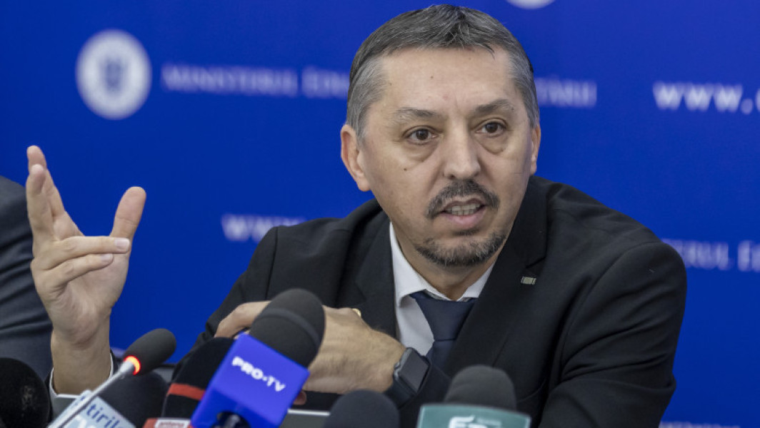 Ministrul Educației, Daniel David, susține că sistemul de învățământ are nevoie în continuare de profesori pensionari pentru a funcționa normal