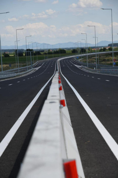 Ministrul Transporturilor face precizări despre A8 și Autostrada Unirii