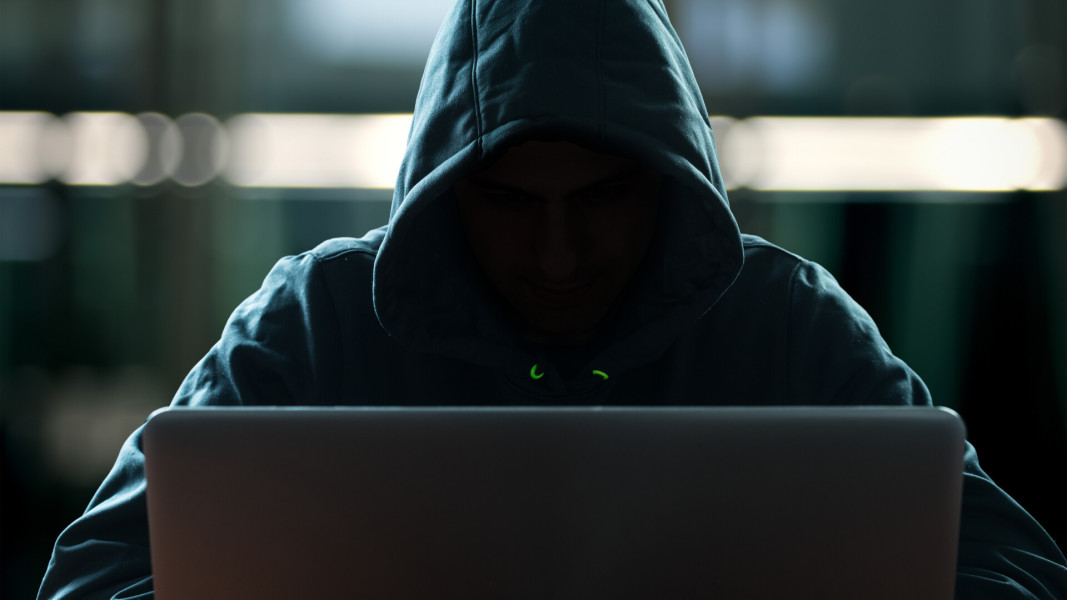 IPJ Neamț a primit un mesaj amenințător pe email după valul de alerte la școli