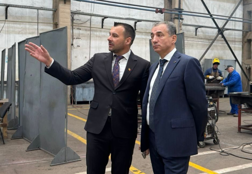 Comes SA a semnat primul contract cu SOCAR în prezența ambasadorului Azerbaidjanului