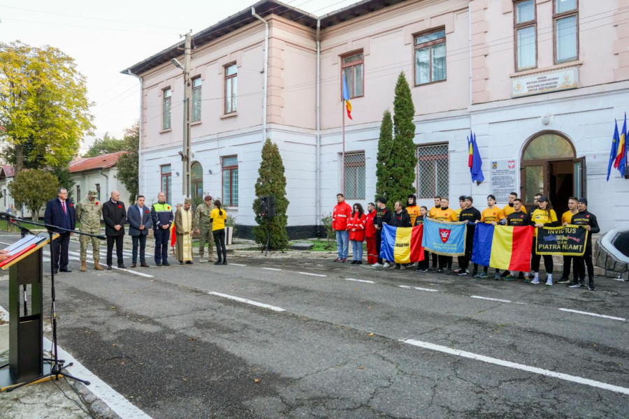 Ștafeta Veteranilor Invictus 2025 a început traseul din Piatra-Neamț spre Iași