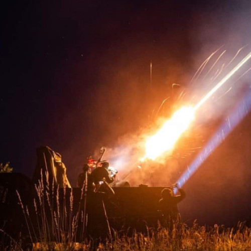 Parlamentul ucrainean aprobă majorarea bugetului apărării și prelungirea legii marțiale