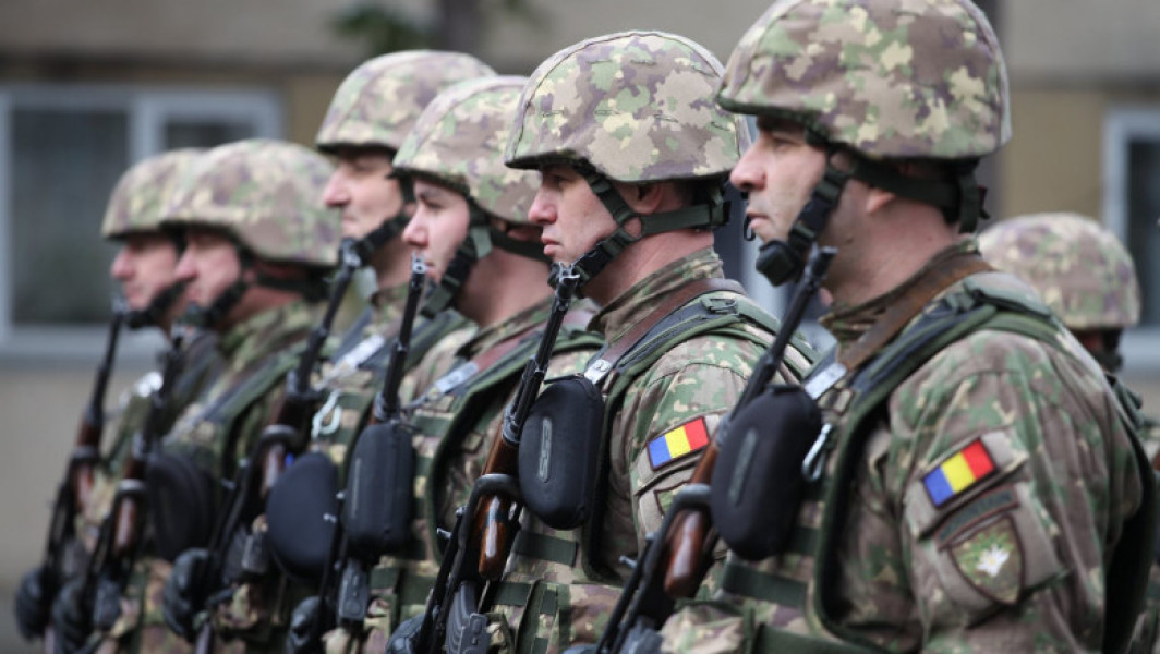 Traian Băsescu: Reintroducerea stagiului militar obligatoriu, necesară pentru securitatea României