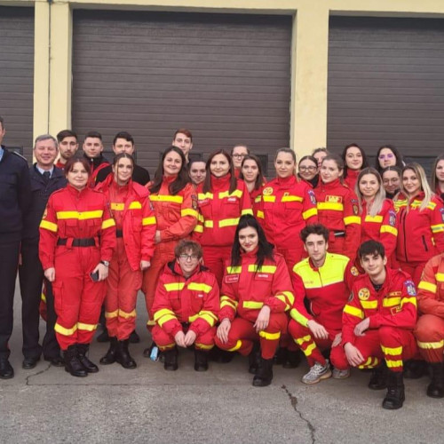 ISU Neamț reia Campania de recrutare pentru voluntari &quot;Salvator din pasiune&quot;